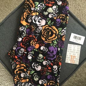 BNWT TC LLR LEGGINGS